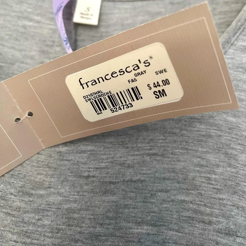 Francesca’s NWT grey knit embroidered comfy dress Size Small